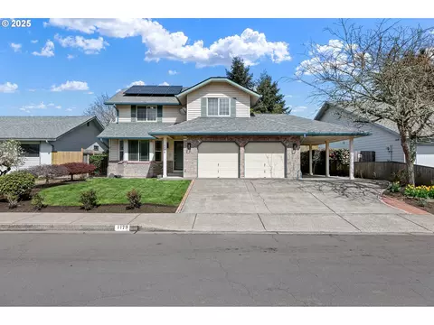 1179 Risden Pl, Eugene, OR 97404