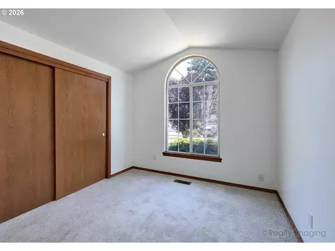 Bedroom - 254 SW Nancy Cir, Gresham, OR 97030 photo 1 of 2