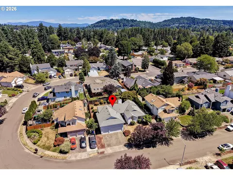 View/Area - 254 SW Nancy Cir, Gresham, OR 97030 photo 2 of 3