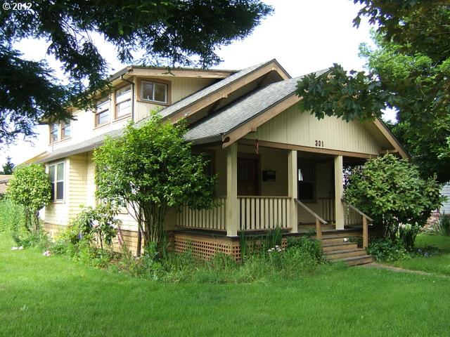 301 E Sherman St, Newberg, OR 97132 photo 1
