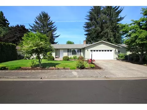 696 Rayner Ave, Springfield, OR 97477 photo 1