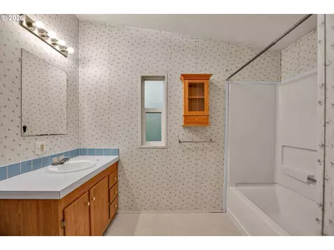 29805 Gregory Rd, Rainier, OR 97048 photo 12