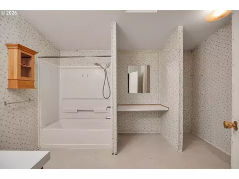 29805 Gregory Rd, Rainier, OR 97048 photo 11