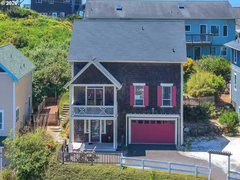 2583 SW Anemone Ave, Lincoln City, OR 97367