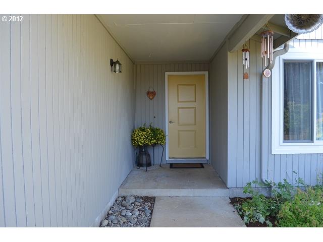 329 Christopher Ct, Molalla, OR 97038 photo 1