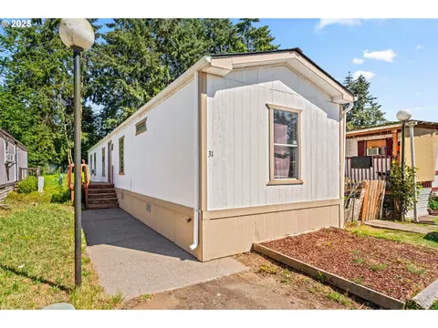 2145 31st St #31, Springfield, OR 97477