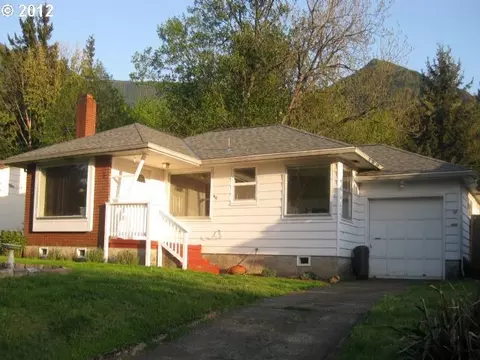 410 Sunset, Cascade Locks, OR 97014 photo 1