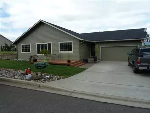 1795 Culver Loop, Sutherlin, OR 97479 photo 1