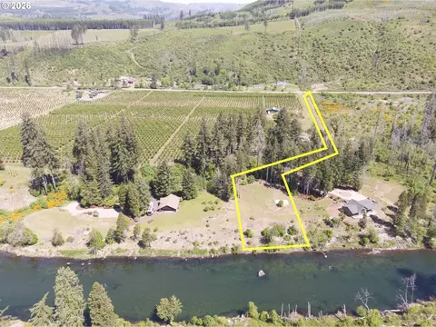 46838 Mckenzie Hwy, Vida, OR 97488