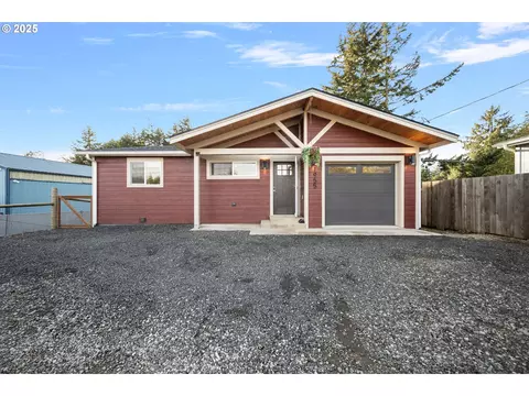 1955 28th St, Coos Bay, OR 97420