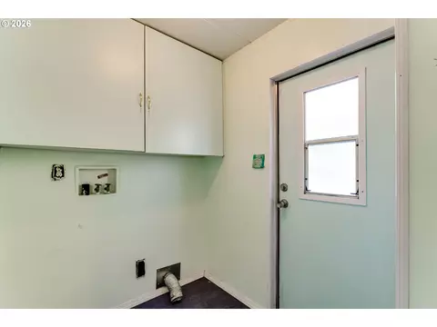 Other - 658 S 57th St #55, Springfield, OR 97478 photo 1 of 4