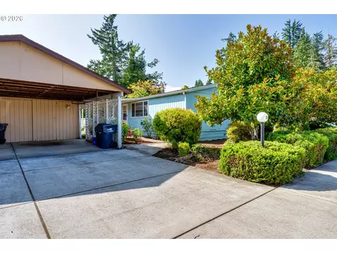 Exterior - 658 S 57th St #55, Springfield, OR 97478 photo 3 of 14