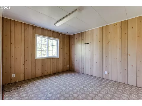 Other - 658 S 57th St #55, Springfield, OR 97478 photo 3 of 4