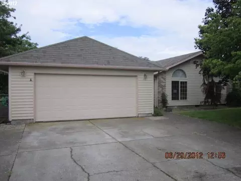 27135 SE Jeanette St, Gresham, OR 97080 photo 1