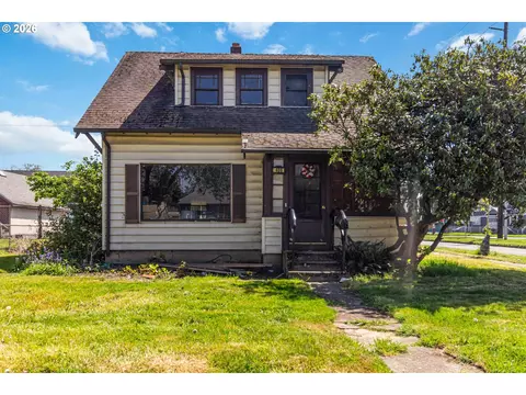 406 15th Ave, Longview, WA 98632