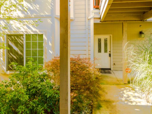 3623 Colony Oaks Dr, Eugene, OR 97405 photo 1