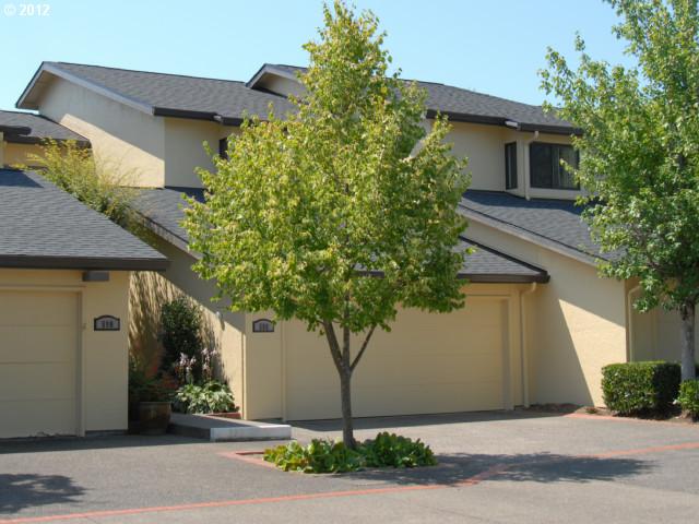 588 Wimbledon Ct, Eugene, OR 97401 photo 1