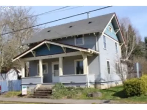 709 Oak St, Amity, OR 97101 photo 1
