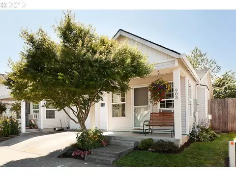 903 SW Junction Pl, Gresham, OR 97080 photo 1