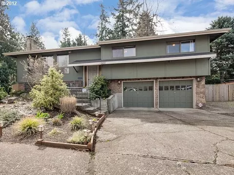 2800 NE 17th St, Gresham, OR 97030 photo 1