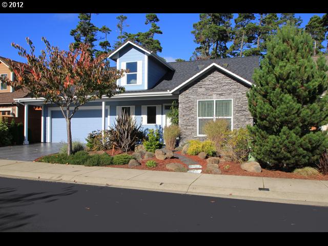 1619 38th Loop, Florence, OR 97439 photo 1