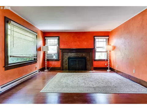Living - 1150 W 11th Ave, Eugene, OR 97402 photo 2 of 2