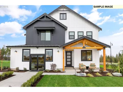 3095 Olympic St #37, Woodburn, OR 97071