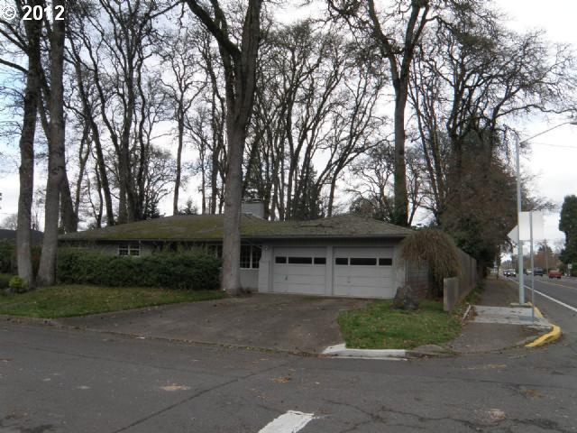 2195 Bedford Way, Eugene, OR 97401 photo 1