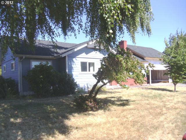 316 Blackstone St, Springfield, OR 97477 photo 1