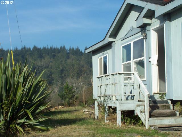 17663 Carpenterville Rd, Brookings, OR 97415 photo 1