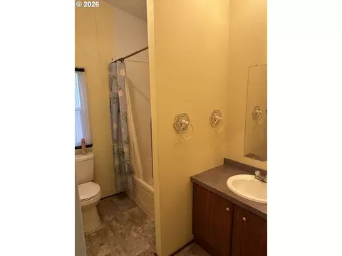 235 Twin Oaks Loop, Winston, OR 97496 photo 18