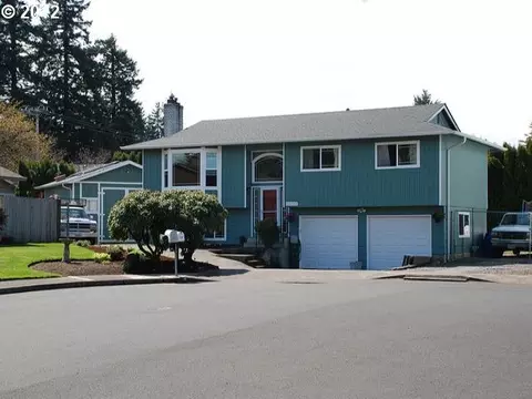 2106 NE 24th Ct, Gresham, OR 97030 photo 1