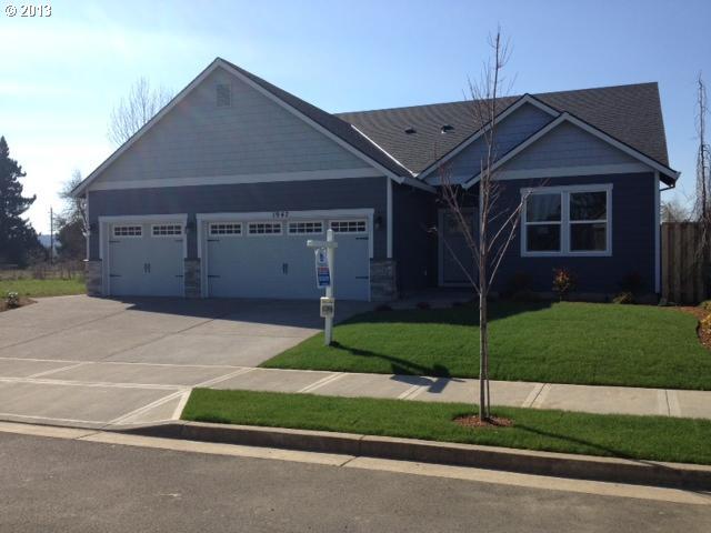 1947 Crater Ln, Newberg, OR 97132 photo 1