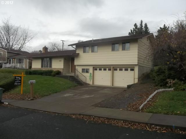 2111 SW Olson Ave, Pendleton, OR 97801 photo 1