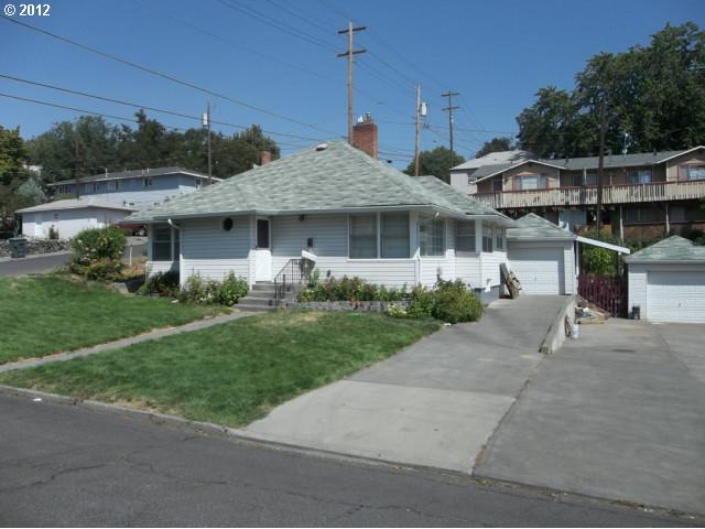 424 NW 7th St, Pendleton, OR 97801 photo 1