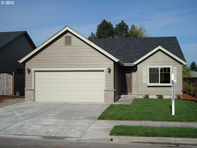 1016 Gas Lamp, Eugene, OR 97402 photo 1