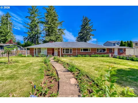 15705 SE Powell Blvd, Portland, OR 97236