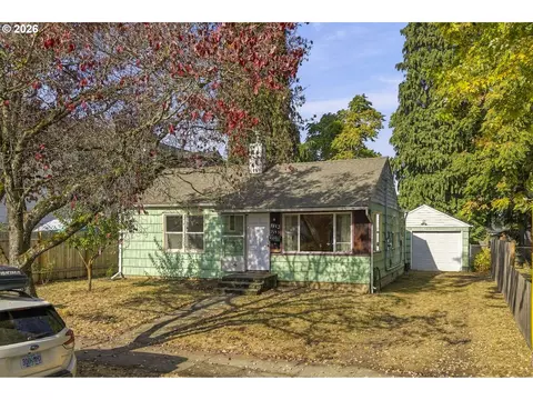 7453 N New York Ave, Portland, OR 97203