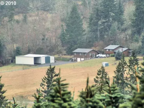 17484 Powers Creek Loop Rd, Silverton, OR 97381 photo 1