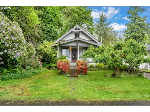 816 5th St, Lake Oswego, OR 97034