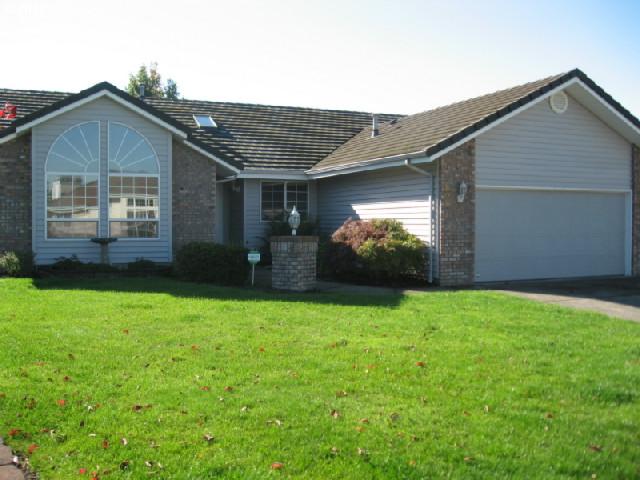 805 Raintree Way, Springfield, OR 97477 photo 1