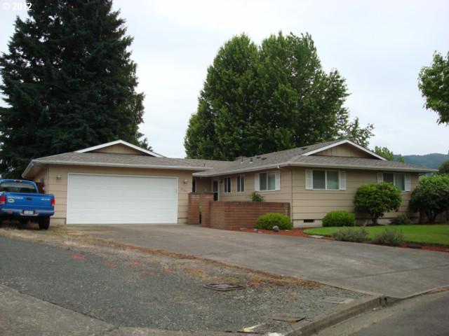 2744 Viewmont Ave, Springfield, OR 97477 photo 1