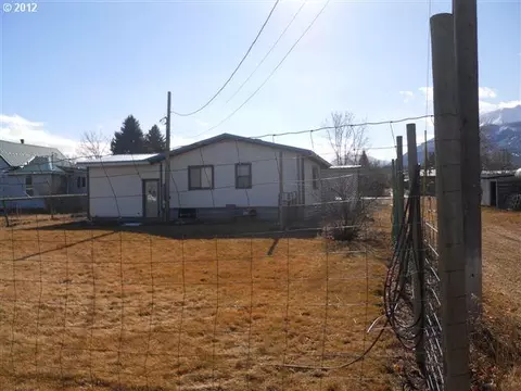 401 E Fifth St, Joseph, OR 97846 photo 1