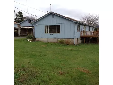 208 Second St, Garibaldi, OR 97118 photo 1