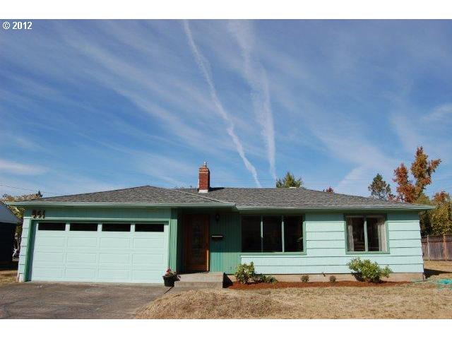 861 E 38th Ave, Eugene, OR 97405 photo 1