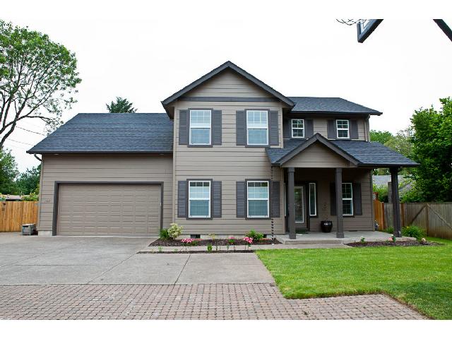 1447 Norkenzie Rd, Eugene, OR 97401 photo 1