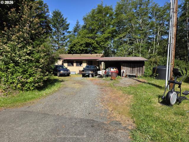 18650 Carpenterville Rd, Brookings, OR 97415