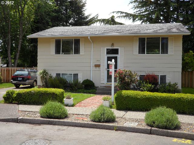 255 SE Liberty Ct, Gresham, OR 97080 photo 1