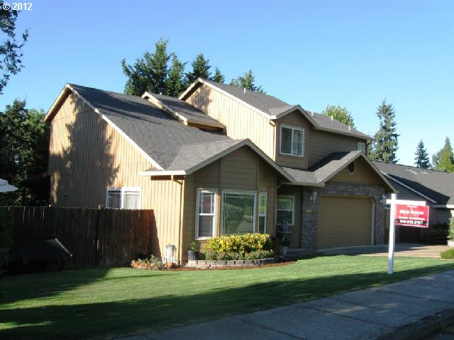 6892 Forsythia St, Springfield, OR 97478 photo 1