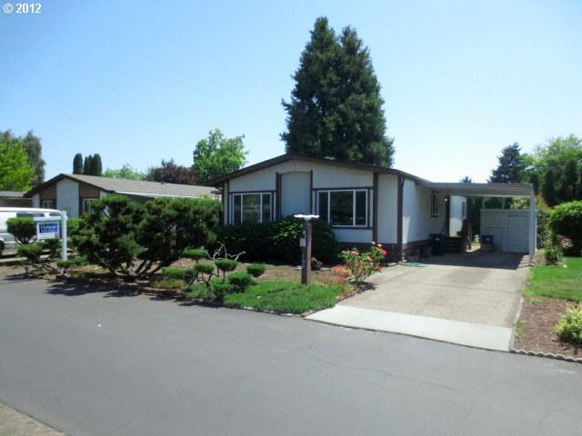 1400 Candlelight Dr #SP100, Eugene, OR 97402 photo 1